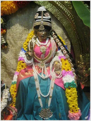 https://www.nithyananda.org/sites/default/files/photo-gallery/2011-10oct-03-nithyananda-photo-IMG_1221.JPG?1317741252