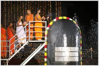 https://www.nithyananda.org/sites/default/files/photo-gallery/2011-10oct-12-nithyananda-photo-17.JPG?1318457970