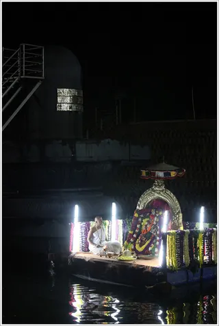 https://www.nithyananda.org/sites/default/files/photo-gallery/2011-12dec-09-nithyananda-photo-12.JPG