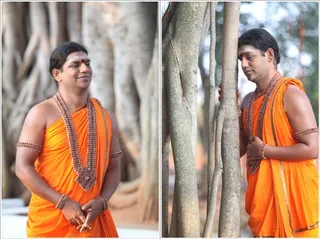 Swamiji under the sacred Banyan tree...