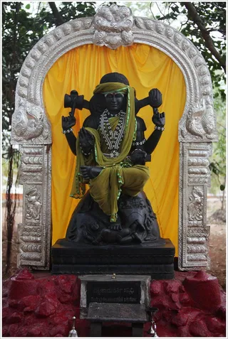 https://www.nithyananda.org/sites/default/files/photo-gallery/2011-12dec-31-nithyananda-photo-04.JPG?1325466074