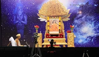 https://www.nithyananda.org/sites/default/files/photo-gallery/2011-jul07-30-nithyananda-photo-04-ashramites-paduka-puja-raja-sabha-bidadi.jpg__0.jpg?1313683806