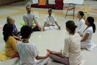 https://www.nithyananda.org/sites/default/files/photo-gallery/2011-jul07-30-nithyananda-photo-08-yoga-teachers-training-bidadi.jpg__0.jpg?1313683839