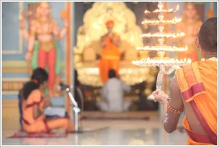 http://nithyananda.org/sites/default/files/photo-gallery/2012-01jan-22-nithyananda-photo-02%20d%20ppj_0.JPG