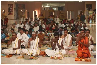 http://nithyananda.org/sites/default/files/photo-gallery/2012-01jan-22-nithyananda-photo-02%20h%20ppj_0.JPG