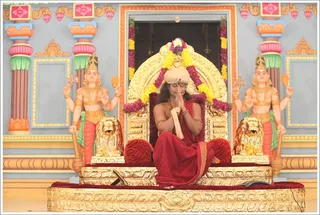 http://nithyananda.org/sites/default/files/photo-gallery/2012-01jan-22-nithyananda-photo-03%20b%20bg%20satsang.JPG