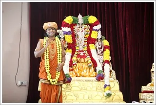 http://nithyananda.org/sites/default/files/photo-gallery/2012-01jan-22-nithyananda-photo-20_1.JPG