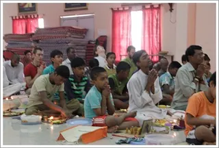 http://nithyananda.org/sites/default/files/photo-gallery/2012-01jan-22-nithyananda-photo-7.JPG