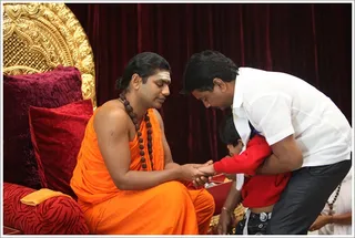 http://nithyananda.org/sites/default/files/photo-gallery/2012-01jan-22-nithyananda-photo-IMG_6639.JPG