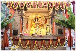 http://nithyananda.org/sites/default/files/photo-gallery/2012-01jan-22-nithyananda-photo-IMG_6664_0.JPG