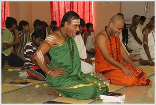 http://nithyananda.org/sites/default/files/photo-gallery/2012-01jan-22-nithyananda-photo-IMG_8575.JPG