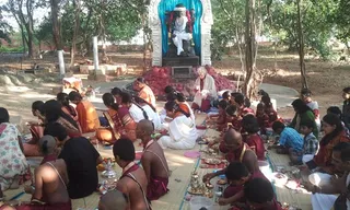 http://nithyananda.org/sites/default/files/photo-gallery/2012-11-17%2007.25.06.jpg