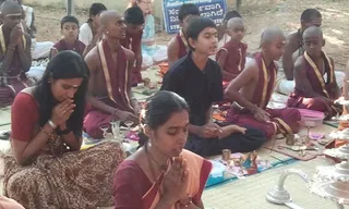http://nithyananda.org/sites/default/files/photo-gallery/2012-11-17%2007.29.25_0.jpg