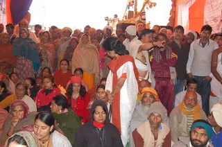 http://nithyananda.org/sites/default/files/photo-gallery/2013Feb12-Nithyananda-Kumbha-Mela-DSC_0072_0.JPG