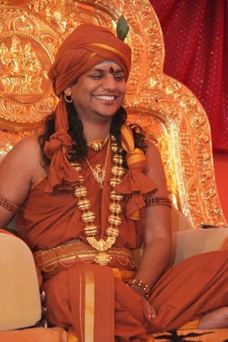 http://nithyananda.org/sites/default/files/photo-gallery/2013Feb12-Nithyananda-Kumbha-Mela-IMG_7417_0.JPG