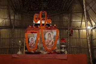 Kapilar the ancient Rishi to whom several tradition trace their root to is the Guiding force of Nirvani Akkada