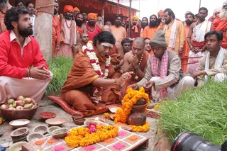 http://nithyananda.org/sites/default/files/photo-gallery/2013Feb12-Nithyananda-Kumbha-Mela-IMG_7897_0.JPG