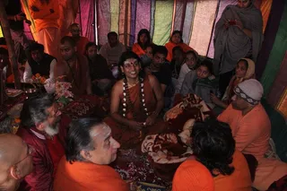 http://nithyananda.org/sites/default/files/photo-gallery/2013feb15-Nithyananda-7.JPG