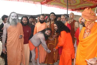 Babas and Sadhus offer respects and seek blessings from Swamiji