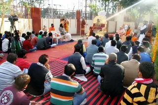 http://nithyananda.org/sites/default/files/photo-gallery/2014-01jan-21st-nithyananda-diary_convertedIMG_6119convert.JPG