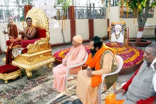 http://nithyananda.org/sites/default/files/photo-gallery/2014-01jan-21st-nithyananda-diary_convertedIMG_6129convert.JPG