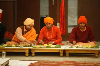http://nithyananda.org/sites/default/files/photo-gallery/2014-01jan-22nd-nithyananda-diary_converted_MG_7838convert.JPG