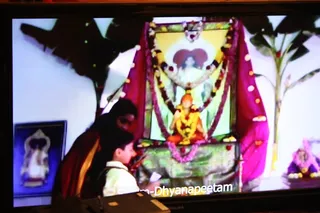 Salem e-Kalpataru participants come to take blessings from Swamiji