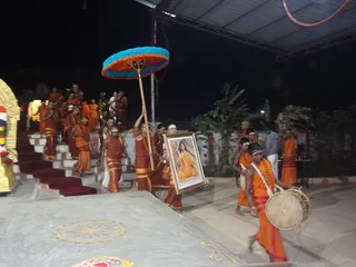 http://nithyananda.org/sites/default/files/photo-gallery/2014-02feb-06th-nithyananda-diary_DSC00761_bidadi-temple-rajarajeshwari-brahmotsavam_0.JPG