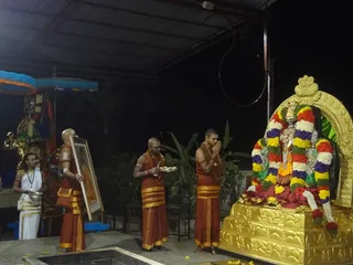 http://nithyananda.org/sites/default/files/photo-gallery/2014-02feb-06th-nithyananda-diary_DSC00843_bidadi-temple-rajarajeshwari-brahmotsavam_0.JPG