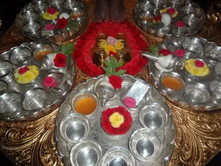 http://nithyananda.org/sites/default/files/photo-gallery/2014-02feb-06th-nithyananda-diary_DSC00864_bidadi-swamiji-padapuja_0.JPG