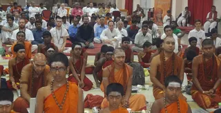 http://nithyananda.org/sites/default/files/photo-gallery/2014-02feb-06th-nithyananda-diary_DSC00909_bidadi-swamiji-nithya-satsang_0.JPG