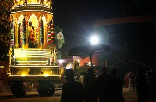 http://nithyananda.org/sites/default/files/photo-gallery/2014-02feb-13th-nithyananda-diary_IMG_9907_bidadi-rajarajeshwari-rathotsavam_0.JPG