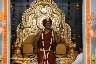 Padapuja to Paramahamsa Nithyananda
