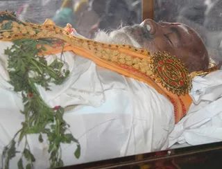 The body of Sri Rishi Prabhakar kept for the followers of the spiritual leader to pay the final respect