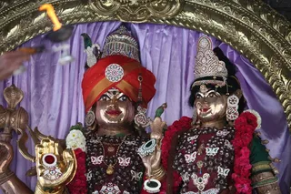 Nithyanandeshwara and Nithyanandeshwari at the Bidadi Temple