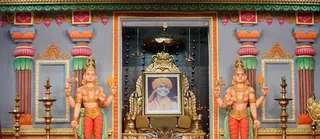 Paduka puja being offered in gratitude to Bhagavan Sri Nithyananda Paramashivam