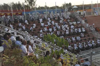 http://nithyananda.org/sites/default/files/photo-gallery/2014-02feb-27th-nithyananda-shivaratri-evening__MG_2094_rudrabishekam.JPG