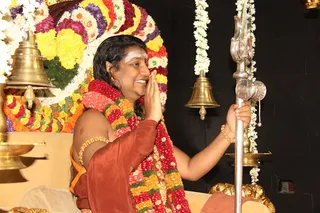http://nithyananda.org/sites/default/files/photo-gallery/2014-02feb-27th-nithyananda-shivaratri-morning_IMG_1449_padapuja-swamiji-lotus-feet.JPG