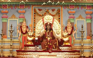 http://nithyananda.org/sites/default/files/photo-gallery/2014-02feb-27th-nithyananda-shivaratri-morning_MG_1660_nithya-satsang-swamiji.JPG