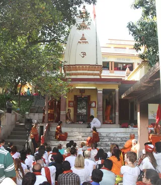 http://nithyananda.org/sites/default/files/photo-gallery/2014-03mar-15th-nithyananda-diary-haridwar_IMG_6153-20140314-200814.JPG