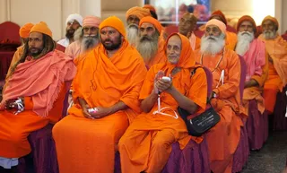 http://nithyananda.org/sites/default/files/photo-gallery/2014-03mar-17th-nithyananda-diary-haridwar_MG_7332-20140316-215205nithya-satsang-swamiji.JPG