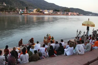 http://nithyananda.org/sites/default/files/photo-gallery/2014-03mar-18th-nithyananda-diary-haridwar_IMG_7482_ganga-rishikesh.JPG