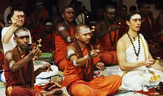 http://nithyananda.org/sites/default/files/photo-gallery/2014-04apr-22nd-nithyananda-diary_MG_0961_paduka-puja.JPG
