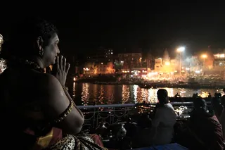 Ganga Arati Manikarnika Ghat - Nithyananda