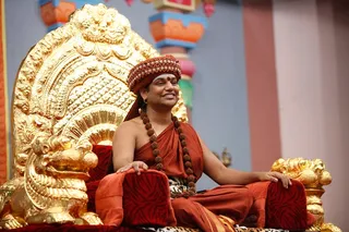 http://nithyananda.org/sites/default/files/photo-gallery/2014-05jun-02-nithyananda-diary%20_IMG_3402_Bidadi%20Satsang_0.JPG