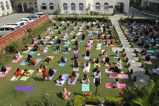 http://nithyananda.org/sites/default/files/photo-gallery/2014-05may-06-nithyananda-diaryIMG_5155_varanasi-yoga.JPG