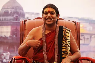 http://nithyananda.org/sites/default/files/photo-gallery/2014-05may-07-nithyananda-diary_MG_6478_varanasi-inner-awakening-swamiji.JPG