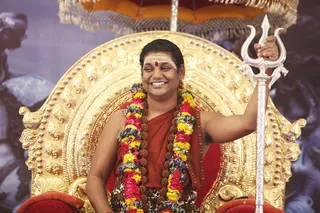 http://nithyananda.org/sites/default/files/photo-gallery/2014-05may-13-nithyananda-diary_MG_9457_padapuja-swamiji.JPG
