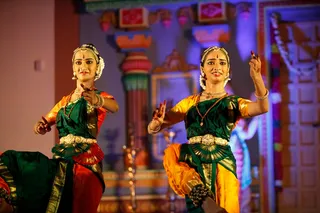 http://nithyananda.org/sites/default/files/photo-gallery/2014-06jun-01-nithyananda-diary_IMG_3049_bidadi-bharathanatyam-arangetram_0.JPG