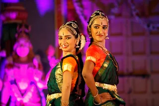 http://nithyananda.org/sites/default/files/photo-gallery/2014-06jun-01-nithyananda-diary_IMG_3161_bidadi-bharathanatyam-arangetram_0.JPG